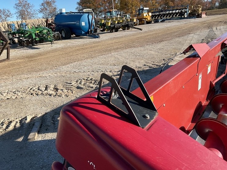 case-ih-3408-image-16