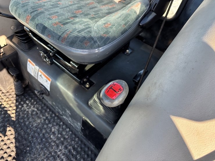 case-ih-6088-image-44