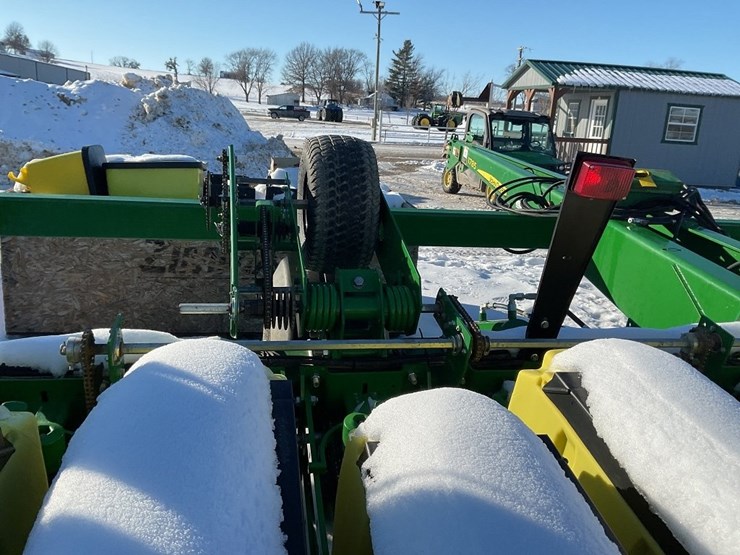 john-deere-1785-image-18