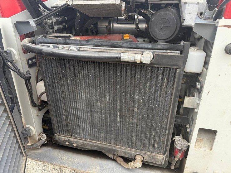 takeuchi-tl12v2-image-17