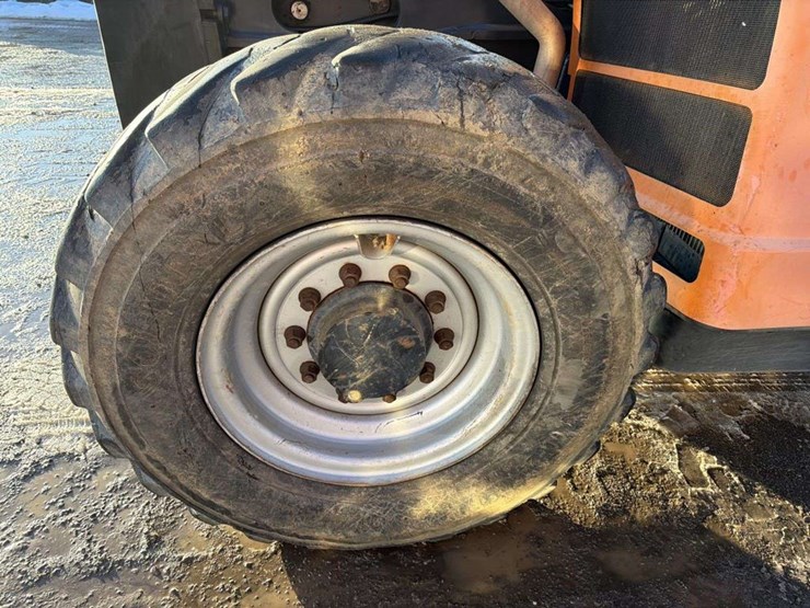 2012-jlg-g6-42a-image-9