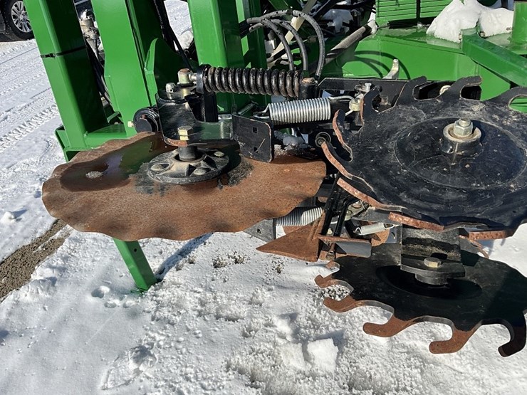 john-deere-3000-image-25