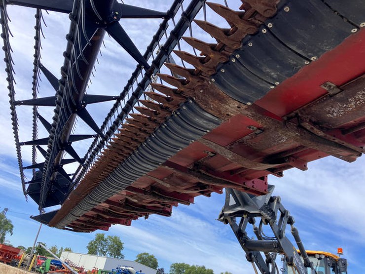 2001-case-ih-1020-image-14