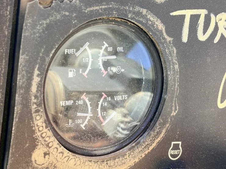 2008-jlg-gl12-55a-telescopic-reach-lift-image-22