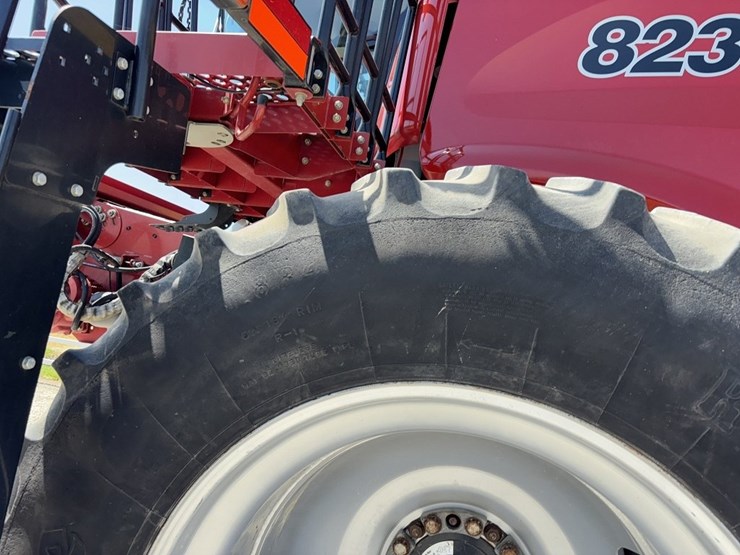 case-ih-8230-image-96