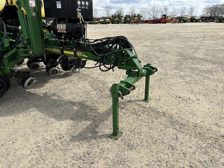 john-deere-1770nt-image-8