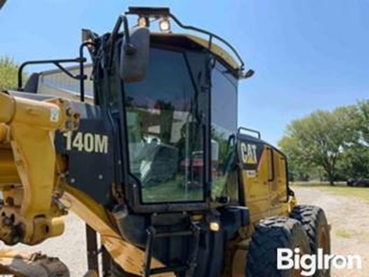 caterpillar-140m-image-9