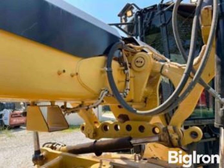 caterpillar-140m-image-18