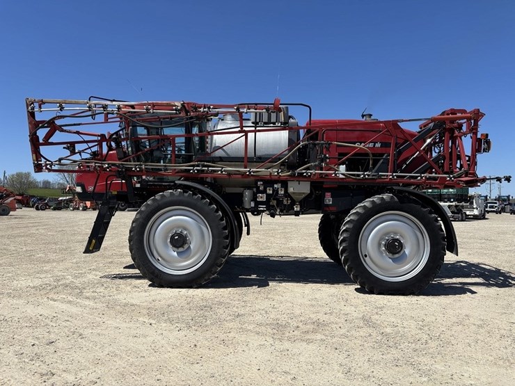 case-ih-spx4420-image-2