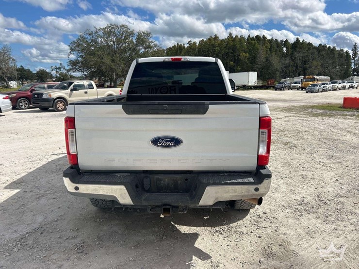 2018-ford-f250-image-21