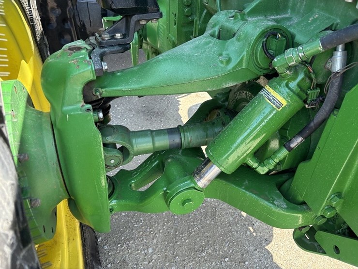 john-deere-8335r-image-12