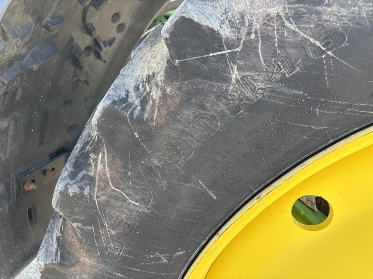 john-deere-4720-image-13