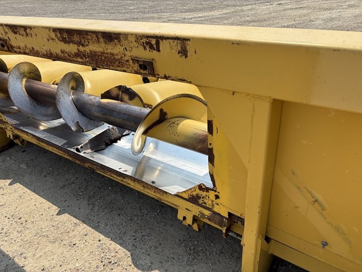 new-holland-996-image-19