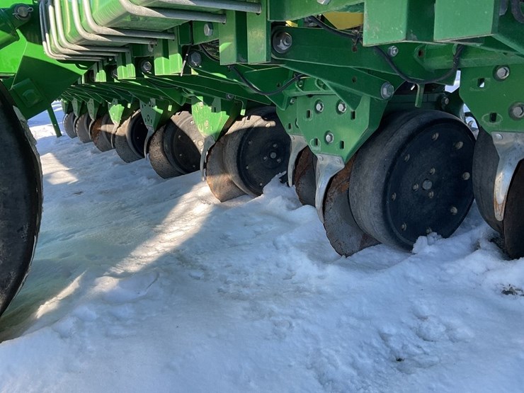 john-deere-1785-image-26