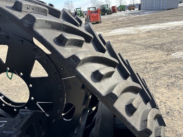 soucy-s3-tractor-tracks-image-8