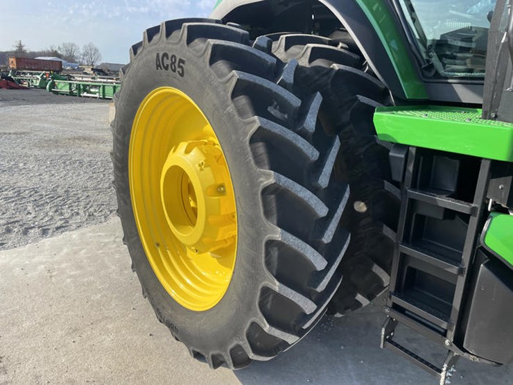 john-deere-8r-370-image-64