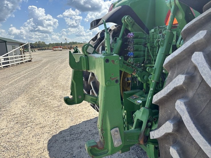 john-deere-7215r-image-21