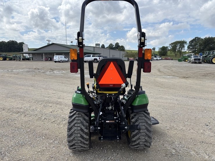 john-deere-1025r-image-4