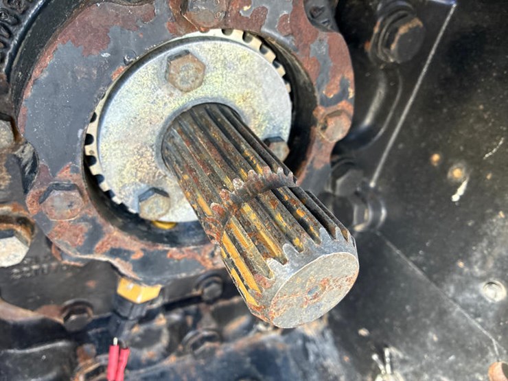 case-ih-magnum-305-image-30