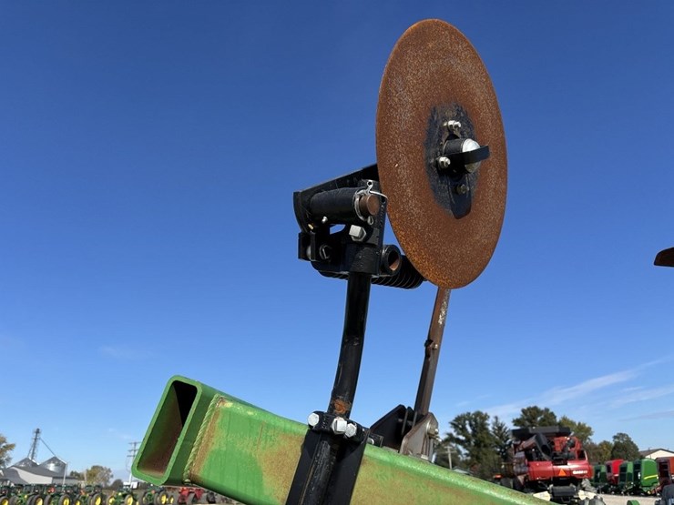 john-deere-2100-image-36