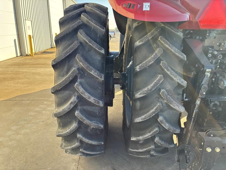 case-ih-magnum-305-image-68