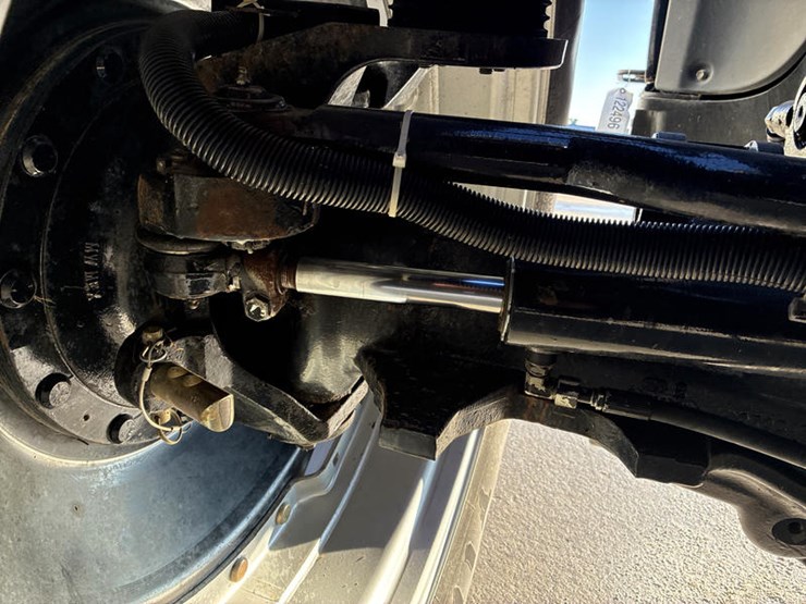 case-ih-magnum-305-image-47