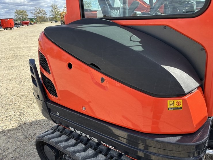 2022-kubota-kx71-3-image-15