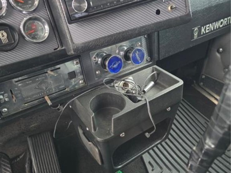 kenworth-w900-image-31