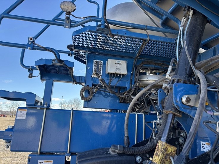 2024-kinze-5900-image-35