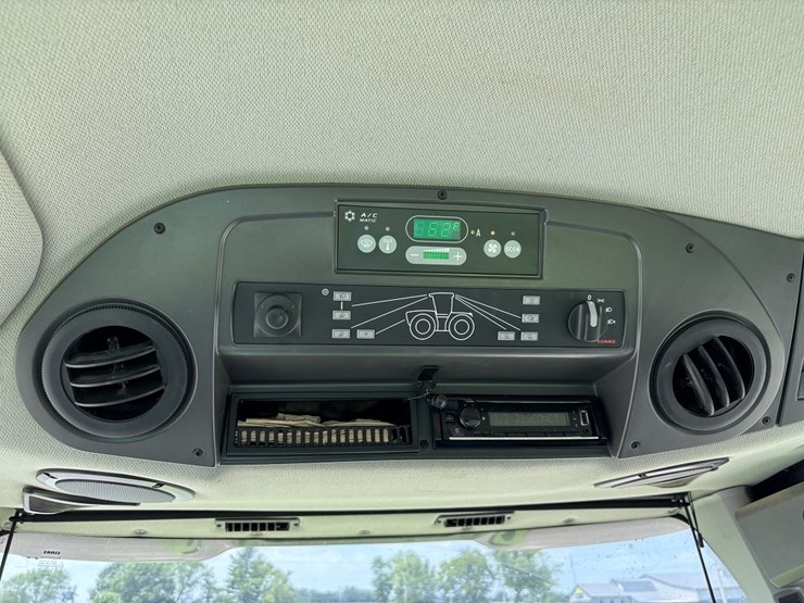 claas-xerion-5000-image-50