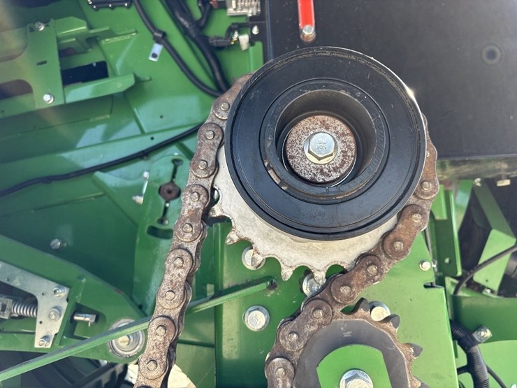 john-deere-l341-image-16