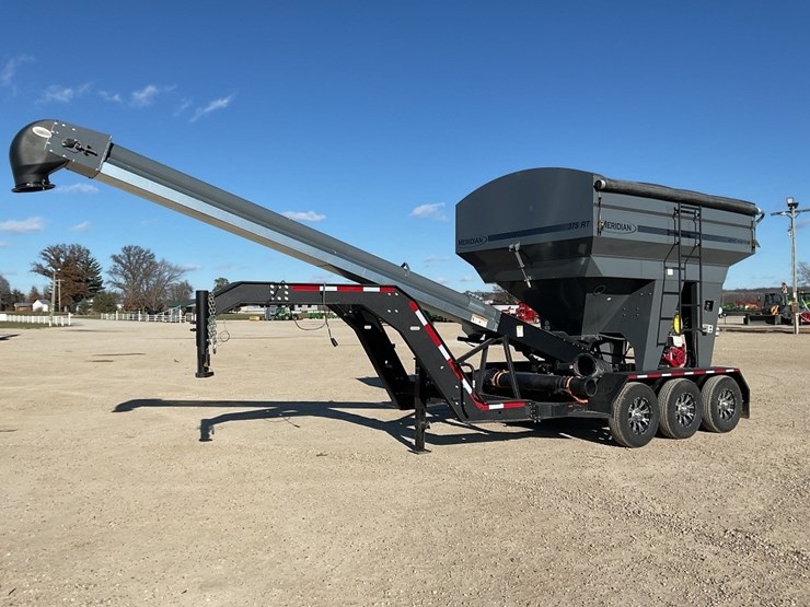 2024-meridian-375rt-image-1