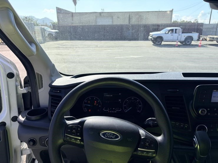 ford-transit-image-13