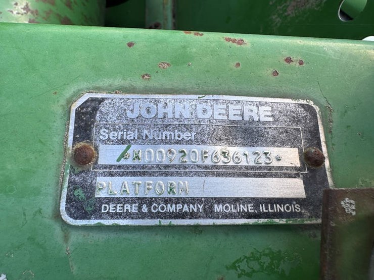 1990-john-deere-920-image-2
