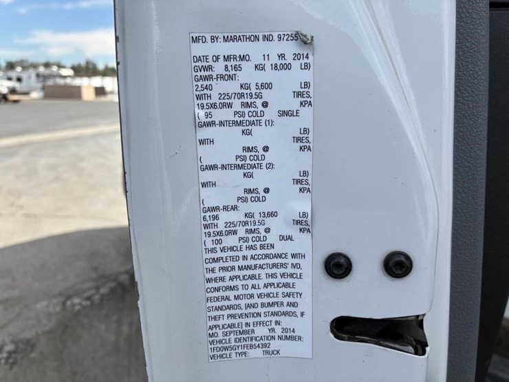 2015-ford-f550-xlt-image-23