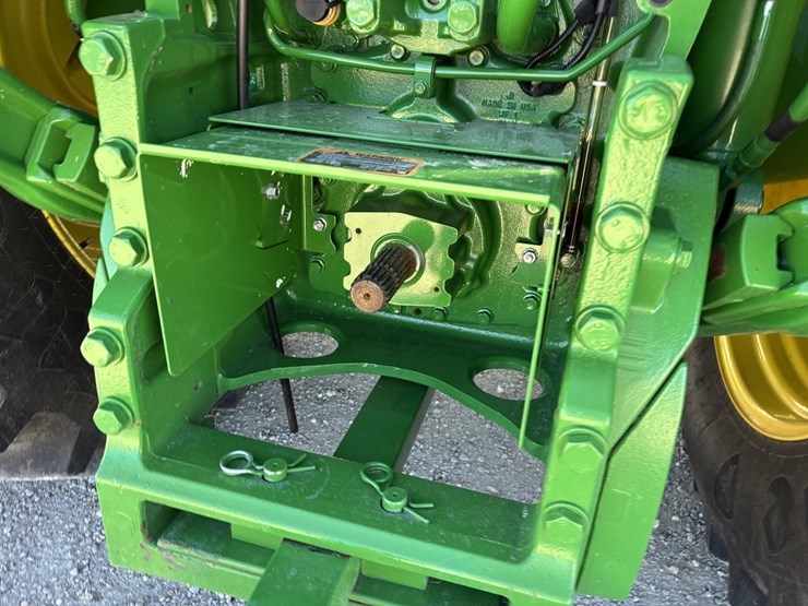 2022-john-deere-8r-280-image-24