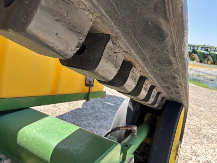 john-deere-8410t-image-22