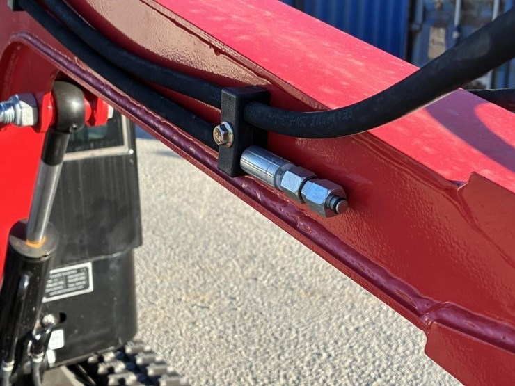 2025-miva-vc13c-excavator-image-11