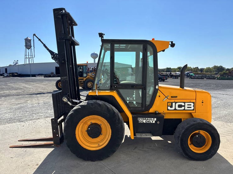 jcb-930-image-7