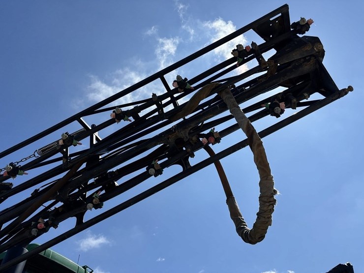 john-deere-4720-image-10