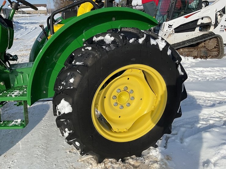 john-deere-5055e-image-15