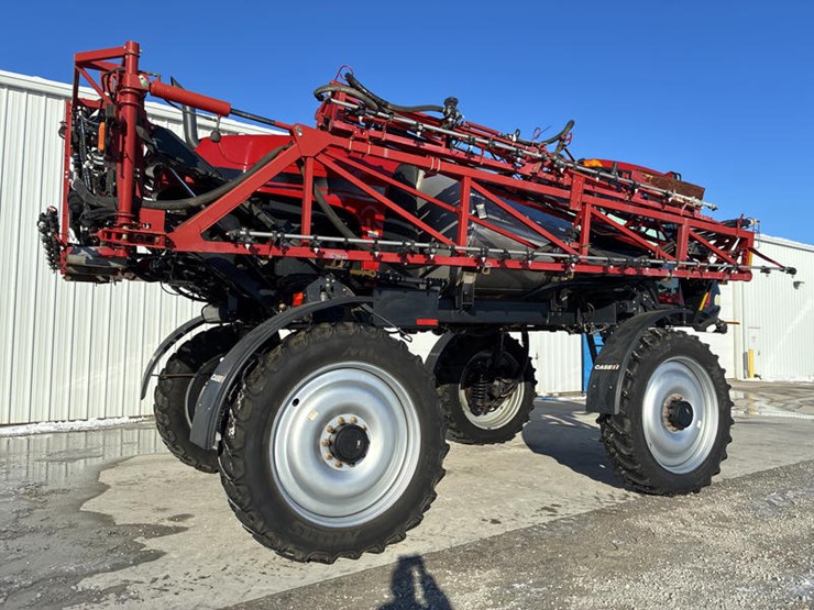 case-ih-patriot-3340-image-5