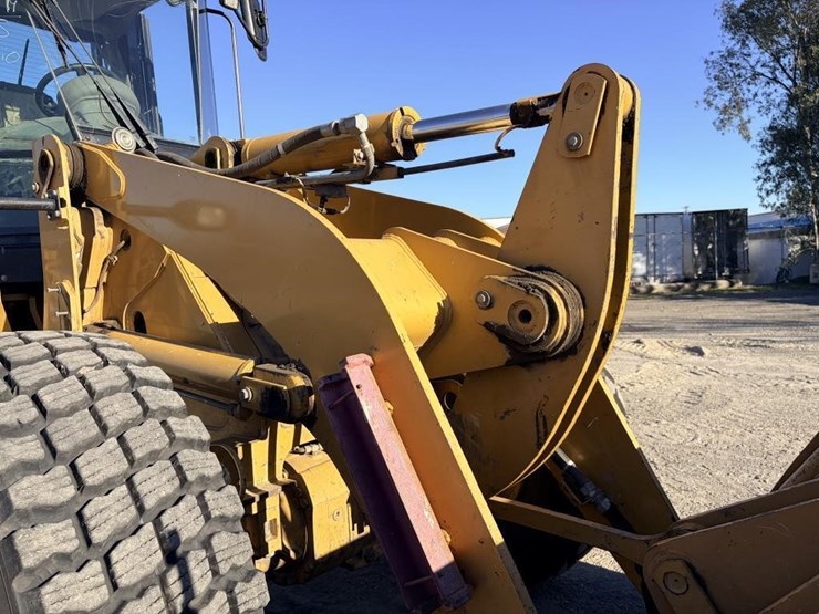 caterpillar-924g-image-7