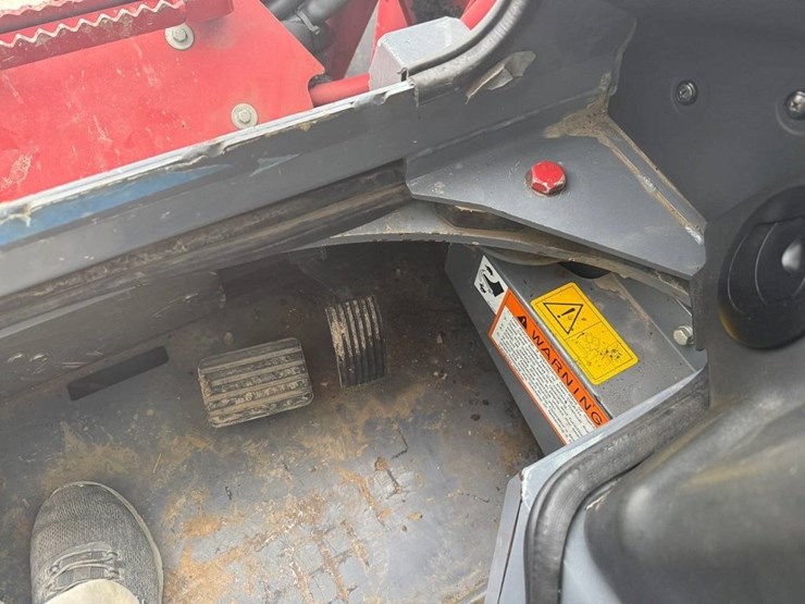 takeuchi-tl12v2-image-14