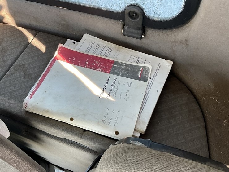 case-ih-8010-image-39