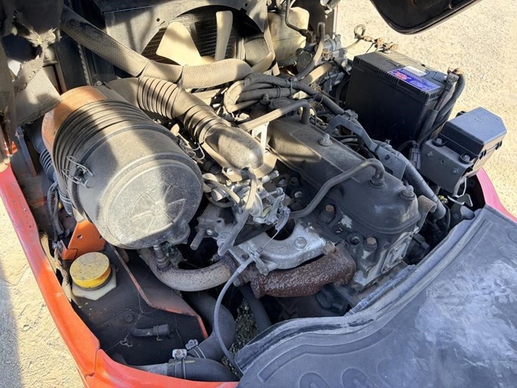 2005-toyota-2fgcu20-forklift-truck-image-10