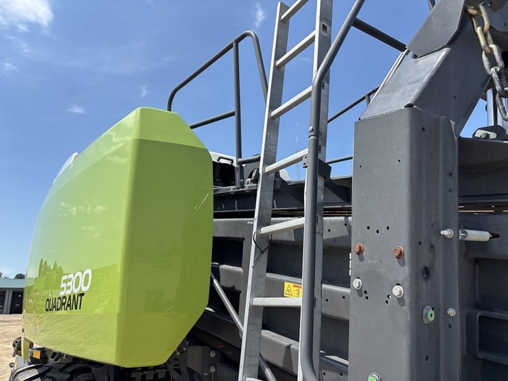 2018-claas-quandrant-5300rf-large-square-baler-image-34