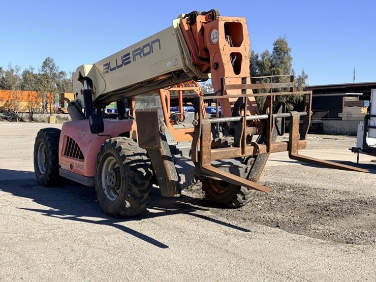 2008-jlg-gl12-55a-telescopic-reach-lift-image-2