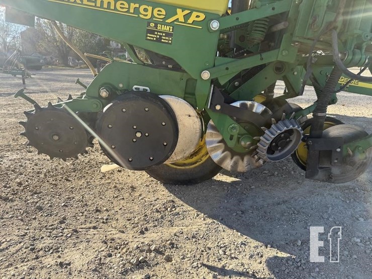 2005-john-deere-1750-image-5