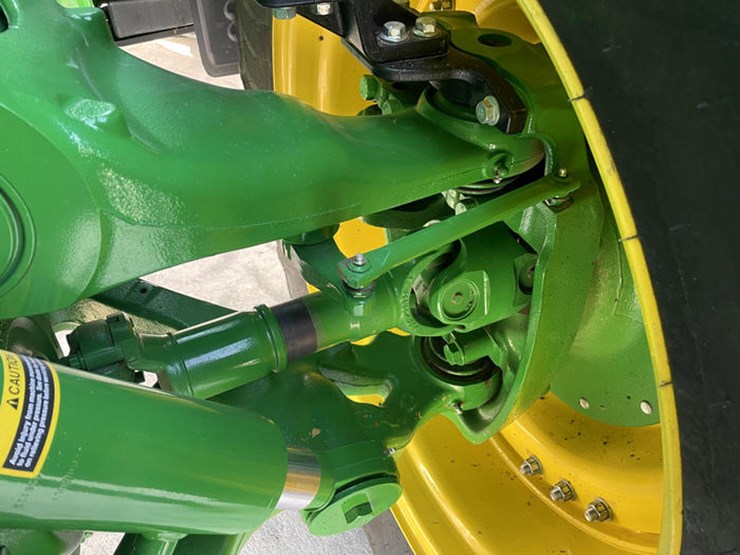 john-deere-8r-370-image-55